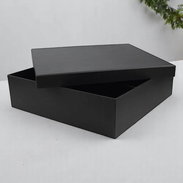 black-cardboard-gift-boxes-wholesale