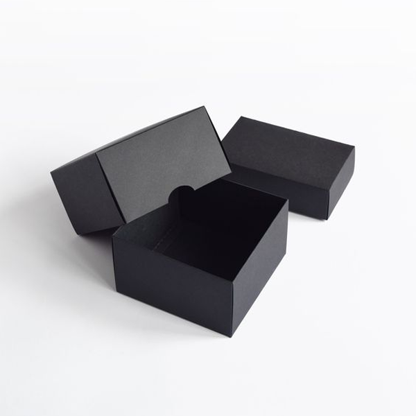 black kraft boxes packaging