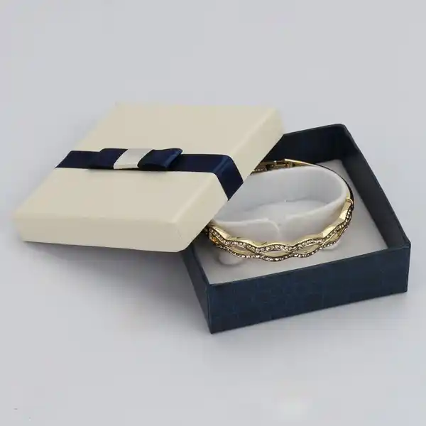 custom bracelet boxes