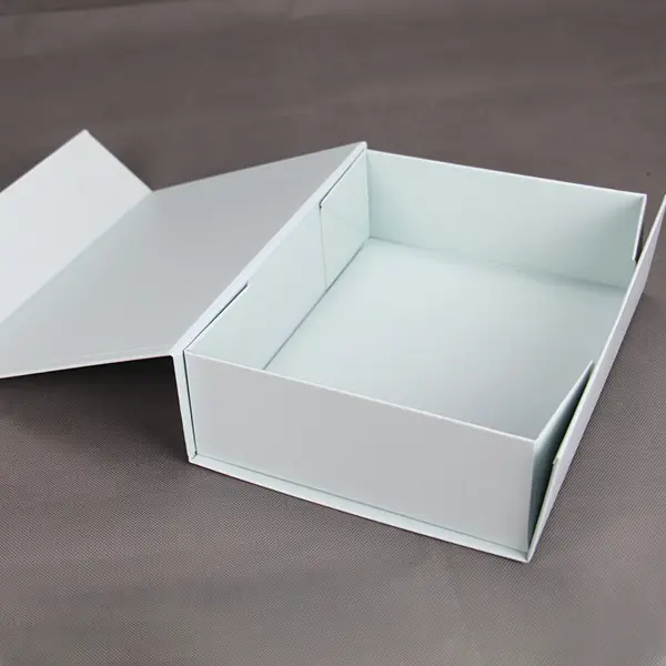 custom-folding-gift-boxes