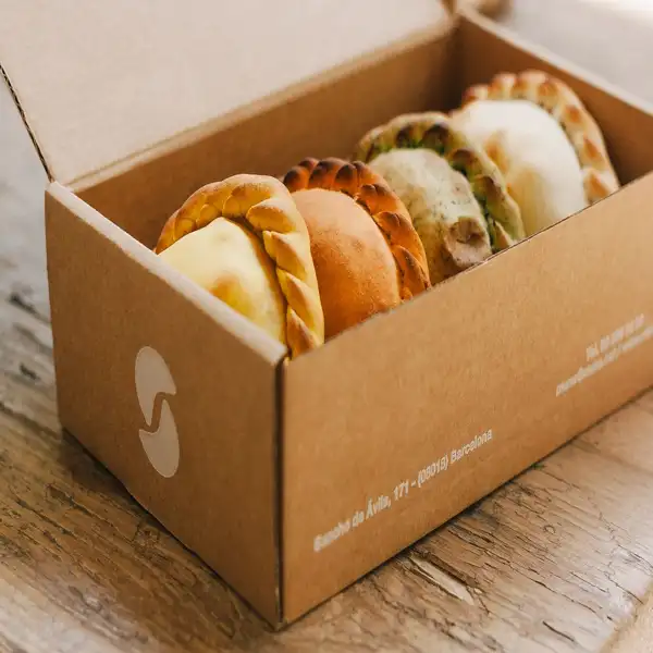 empanada-boxes-with-windows