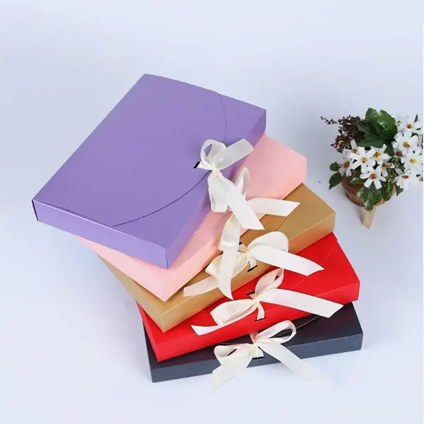 customized gift boxes wholesale