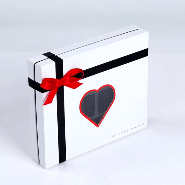 gift boxes with window packaging
