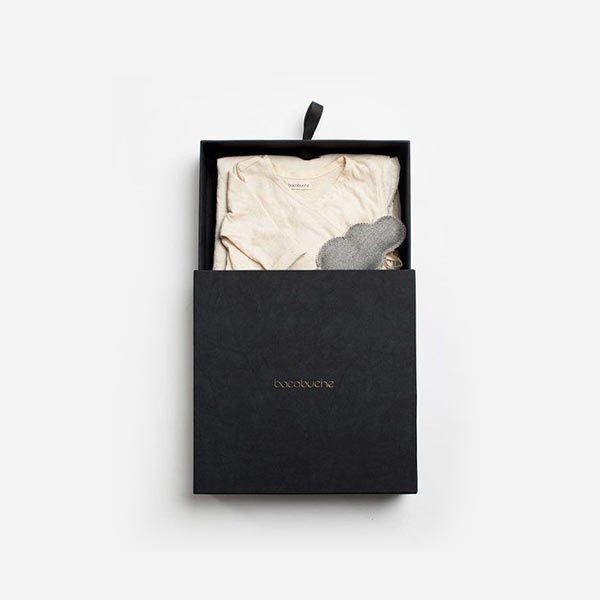 luxury apparel packaging boxes