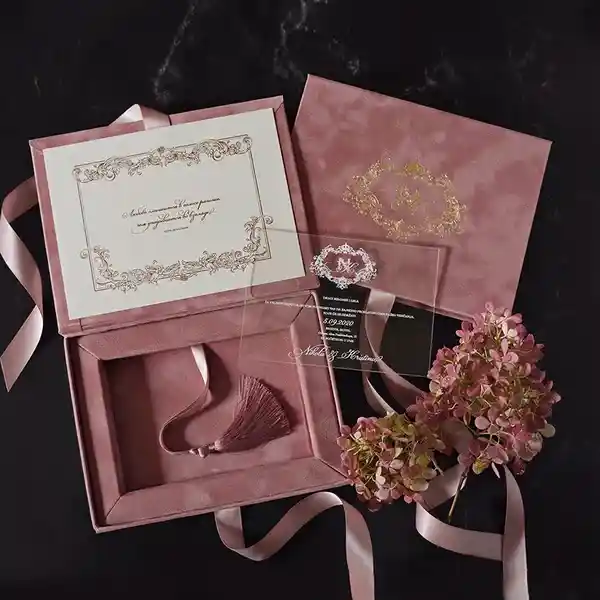 luxury-wedding-invitation-boxes