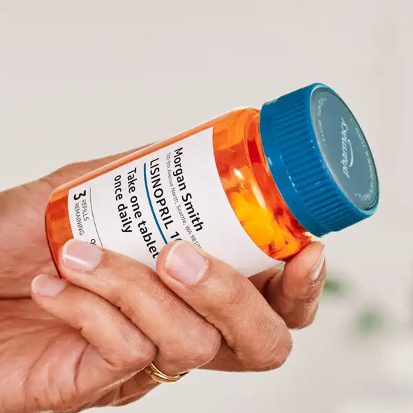 pill-bottles-wholesale