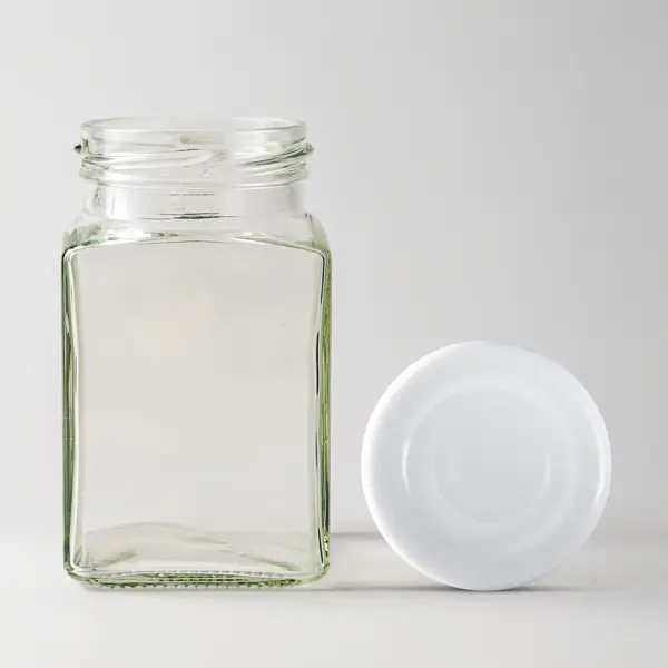 square-glass-jars-wholesale