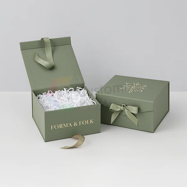 decorative-magnetic-closure-packaging-boxes