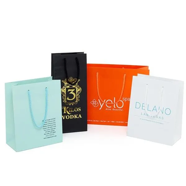 retail-shopping-bags